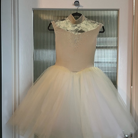 Weissman Ballet Costume. Size SA. - Picture 3 of 3